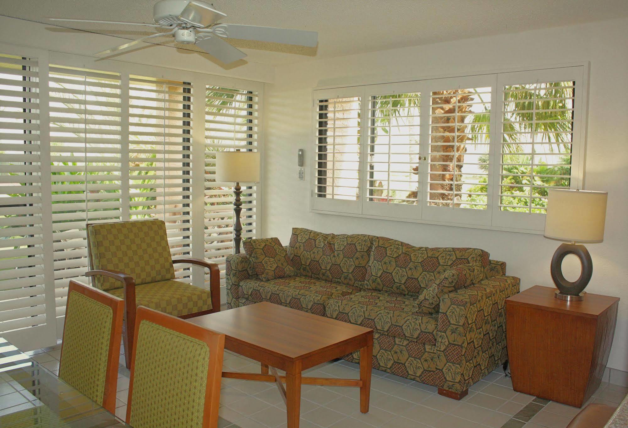 Maui Schooner Resort Kihei Bagian luar foto