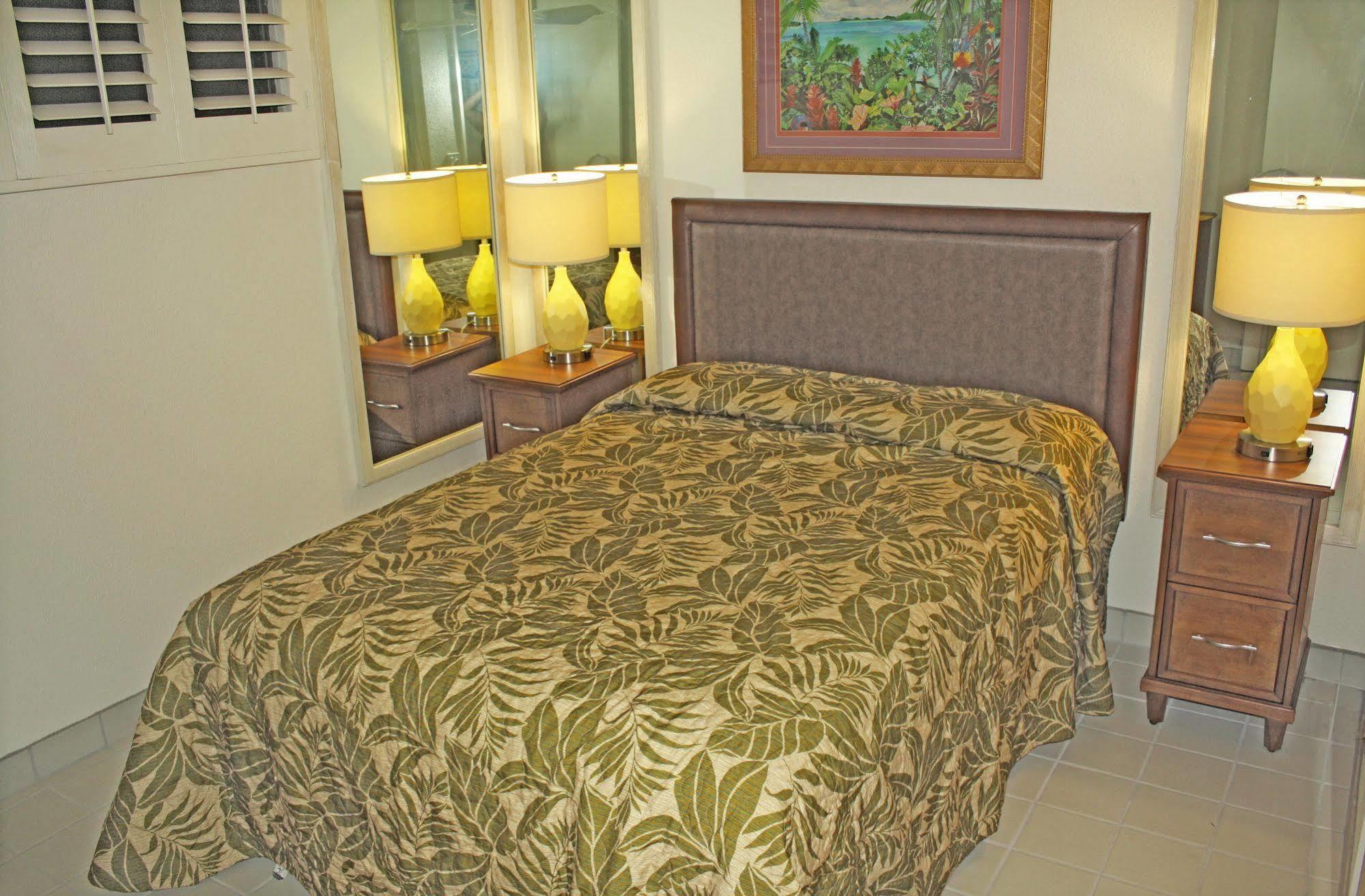 Maui Schooner Resort Kihei Bagian luar foto